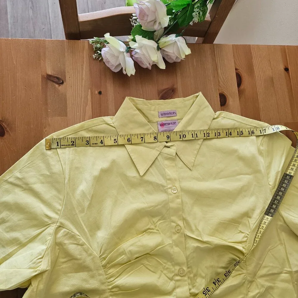 American Flirt - Women's Easy-Care Basic Collared Button Down  Shirts Short Slee - Picture 5 of 9